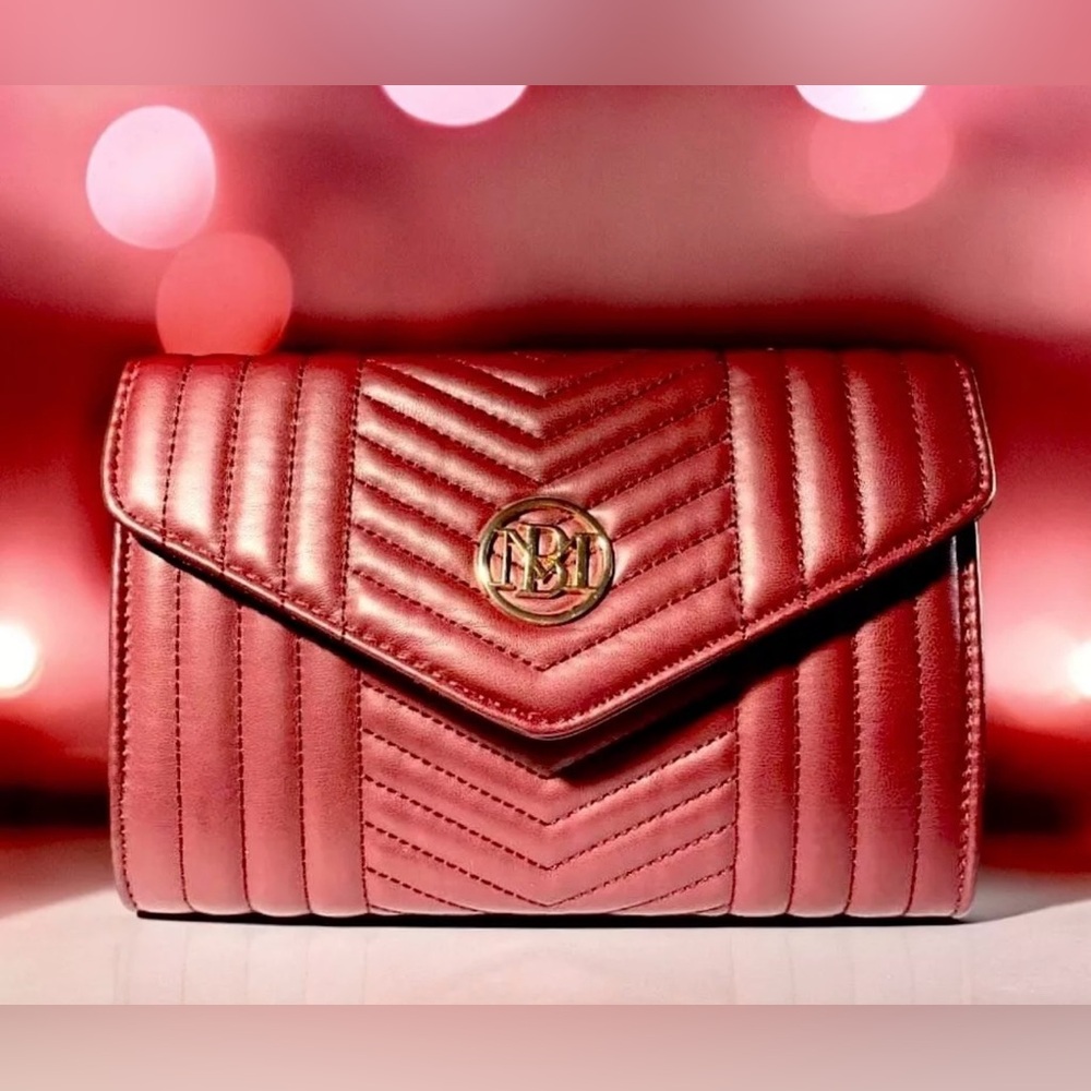 NWT- Badgley Mischka V quilting center crossbody in wine - style 4183 - Picture 1 of 8